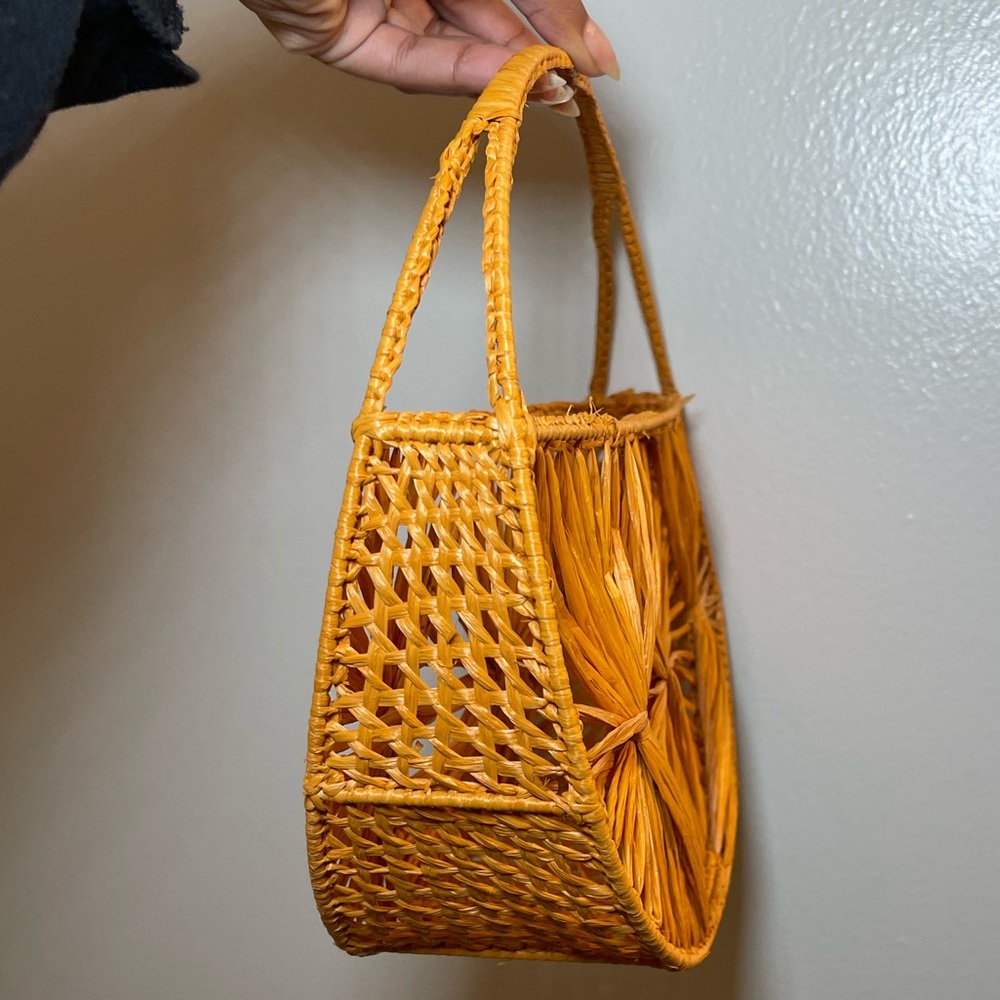 orange bag - Picture 2 of 5